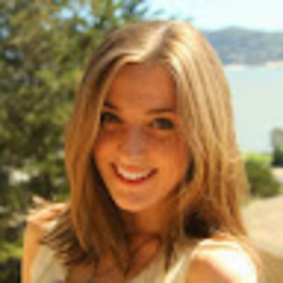 Meet your Posher, Chloe - Picture 1 of 1